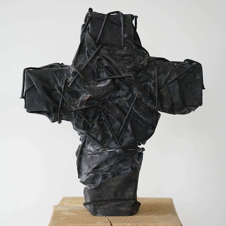 Korff Stiftung - Günther Uecker - Sculptures - Nagelkreuz (black)