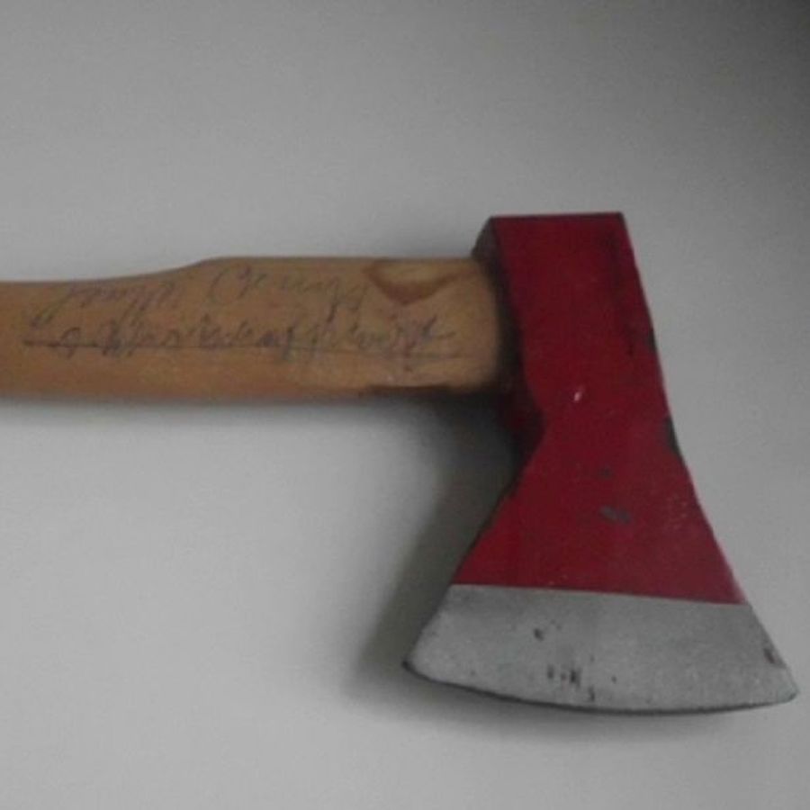 Korff Stiftung - Joseph Beuys - Raritaeten & Unikate - o.T. (Beil)