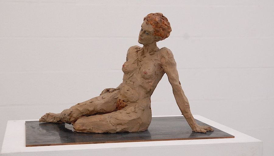 Korff Stiftung - Stephan Balkenhol - Skulpturen - Liegende Frau