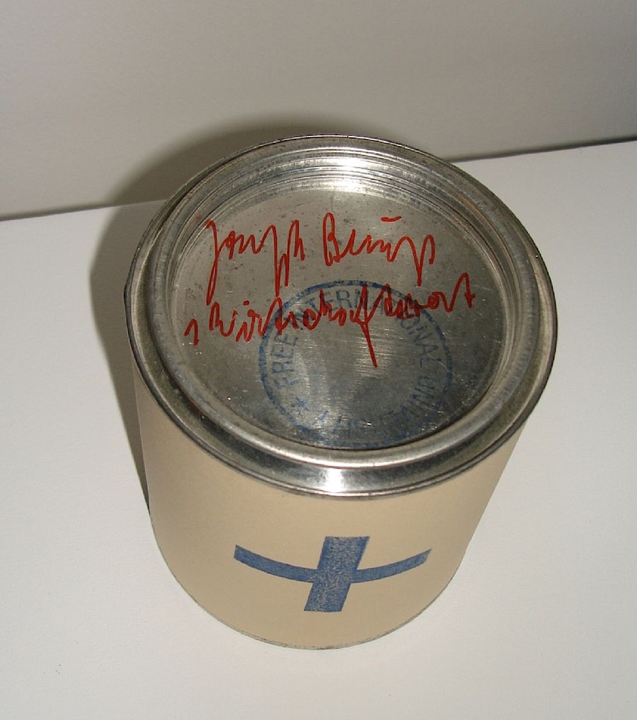Korff Stiftung - Joseph Beuys - Objects - Schleuderhonig