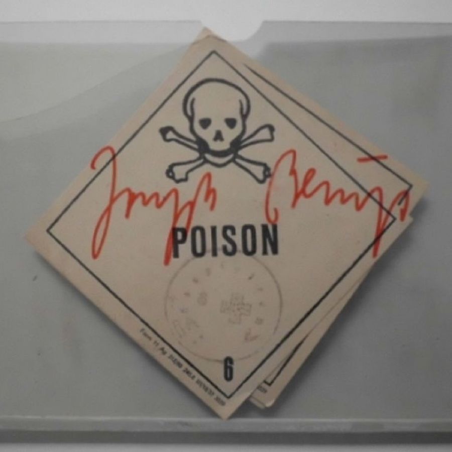 Korff Stiftung - Joseph Beuys - Raritaeten & Unikate - Poison