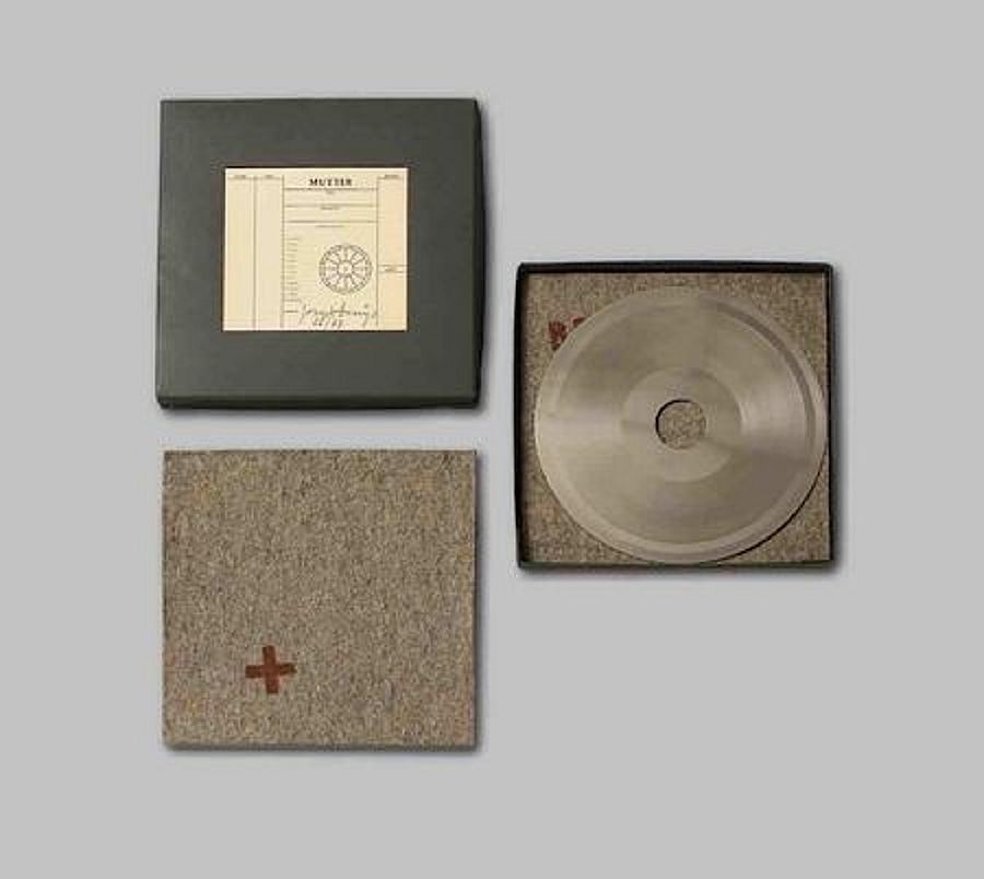 Korff Stiftung - Joseph Beuys - Objects - Sonnenscheibe