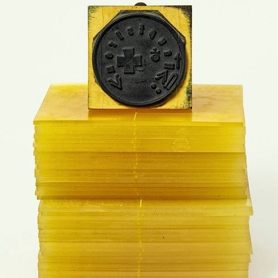Korff Stiftung - Joseph Beuys - Objects - Stempelplastik